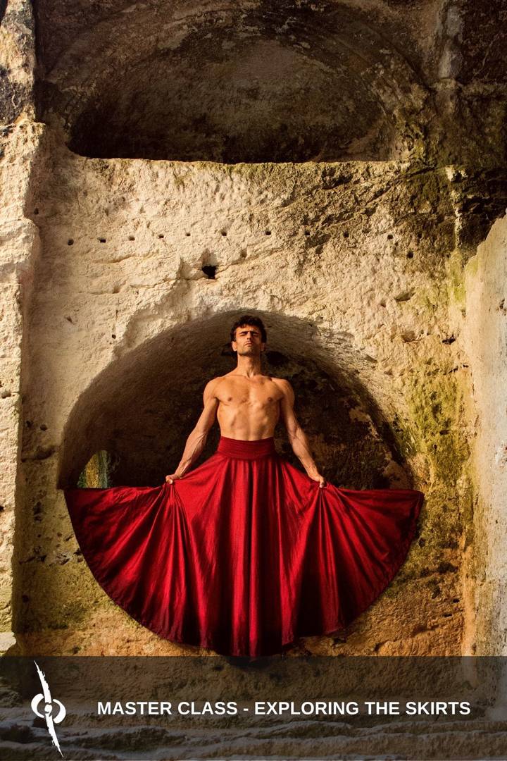 Master Class - Exploring The Skirts resmi